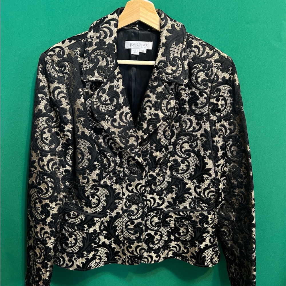 Kay Unger Black Gold Women's /Blazer/Jacket/Coat/ lined size 16 pre-owned
